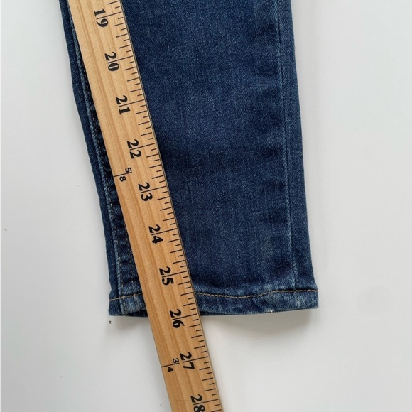 Levi’s Women’s Skinny Overalls in Dark Wash Size 27 - Picture 12 of 12